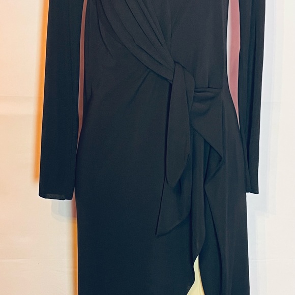 BRAND NEW ZARA BLACK LONG SLEEVE ASYMMETRIC HEM STRETCH DRESS SZ SMALL - Picture 3 of 4